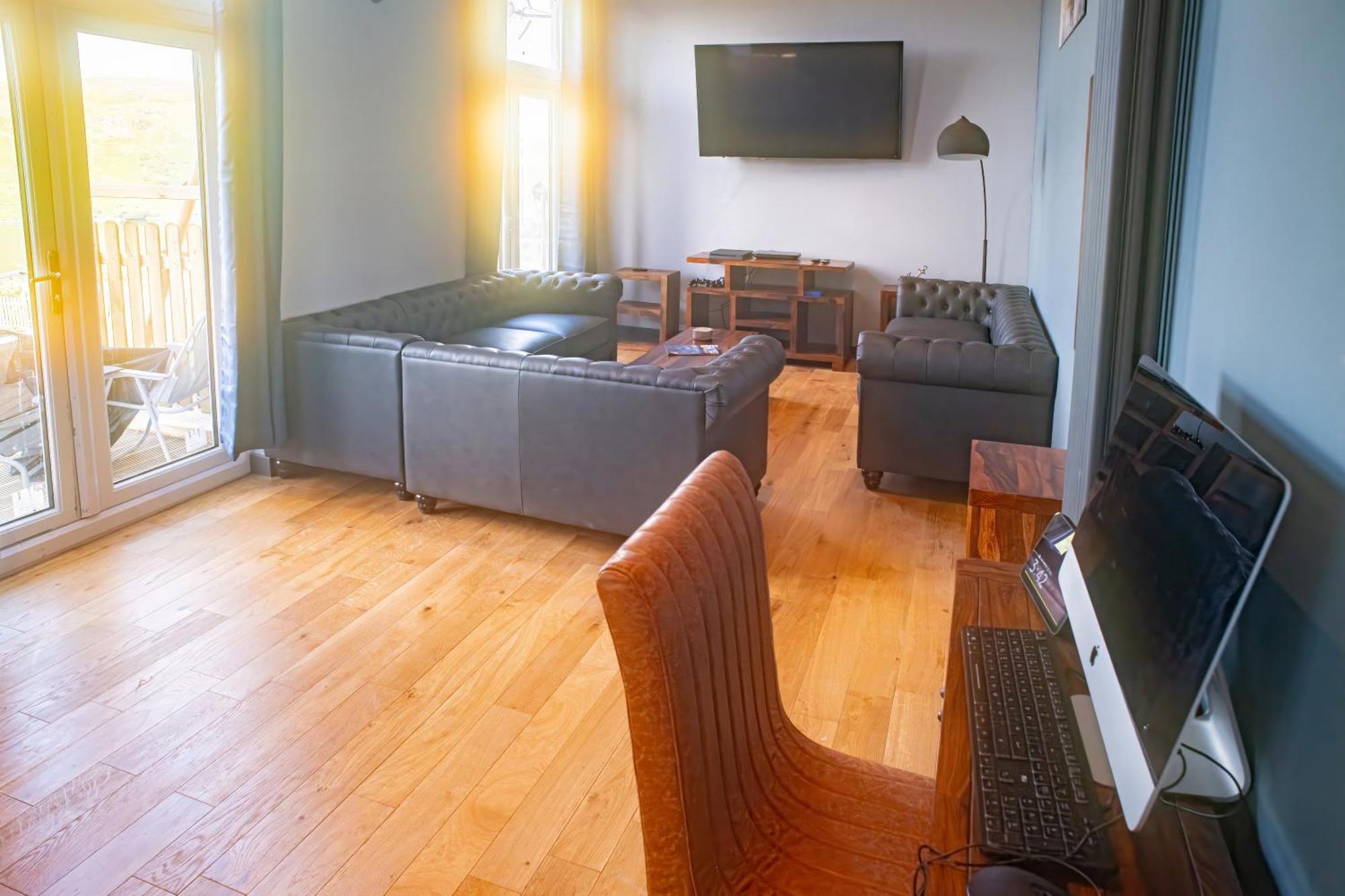 Luxury 4 Bedroom Cottage With Stunning Views Near Fairy Pools! Carbost  Exterior photo