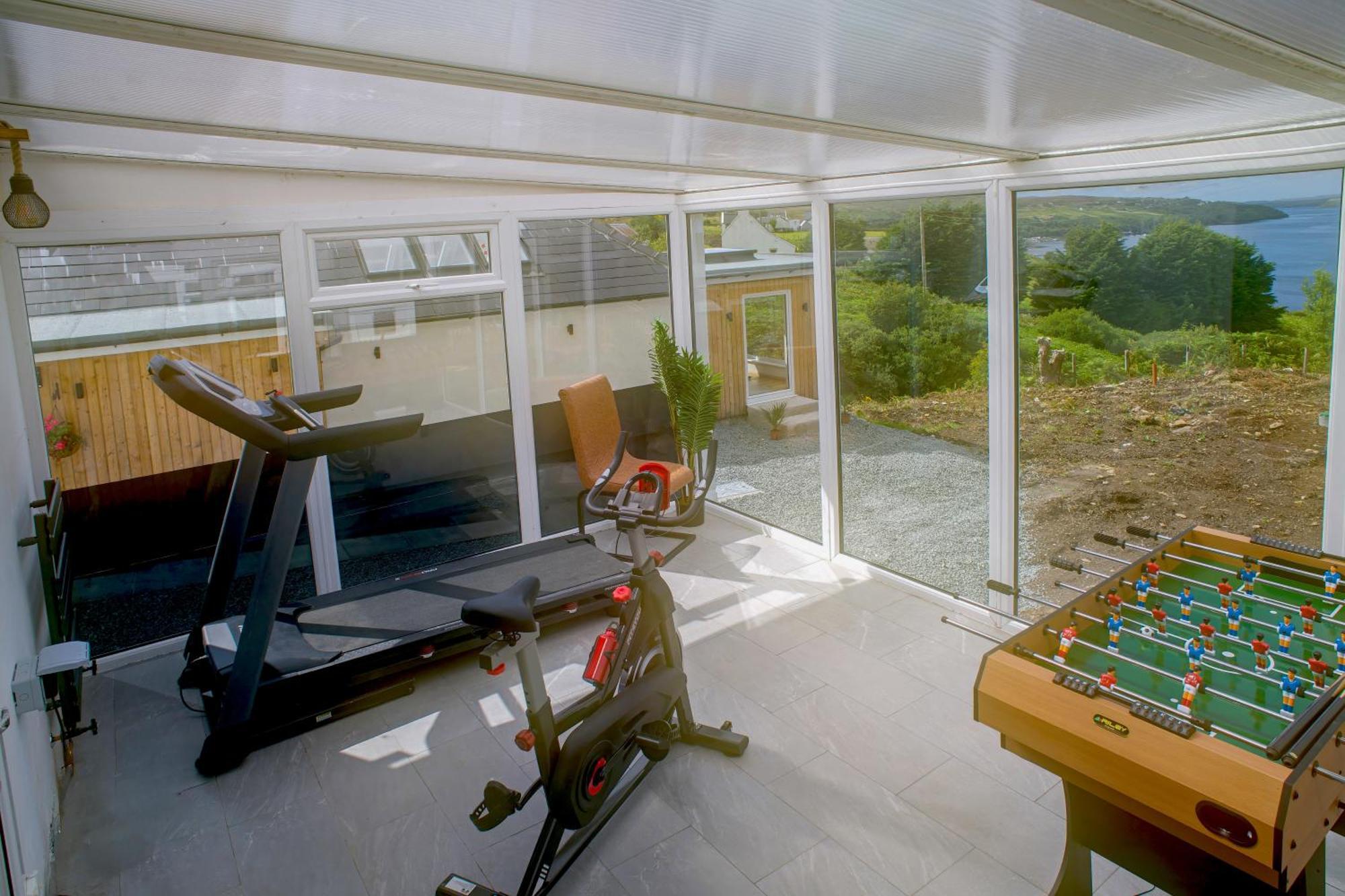 Luxury 4 Bedroom Cottage With Stunning Views Near Fairy Pools! Carbost  Exterior photo