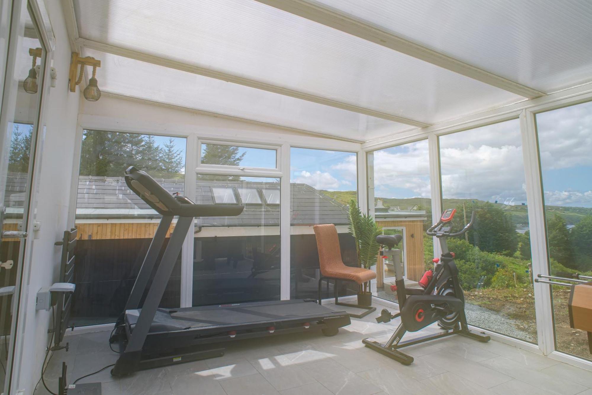 Luxury 4 Bedroom Cottage With Stunning Views Near Fairy Pools! Carbost  Exterior photo